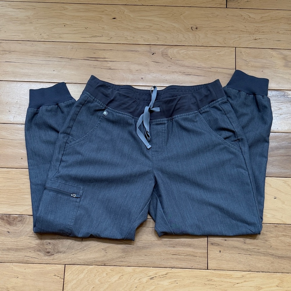 Figs Charcoal Jogger scrubs